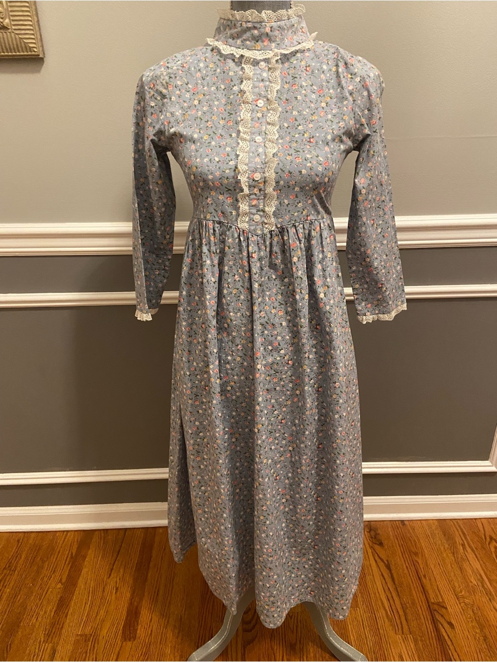 Scarlet Darkness Blue Lace Pioneer Dress Colonial Inspired Size 9 Teen